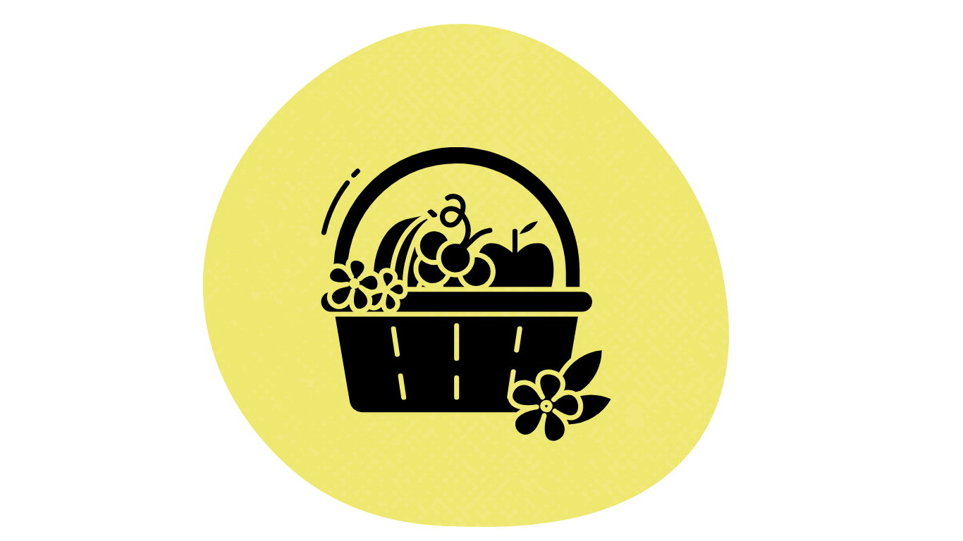 Sòcia comprant a granel a Foodcoop