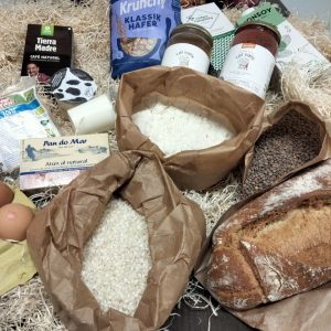 Foodcoop lanza una cesta básica para abaratar la compra a sus socias
