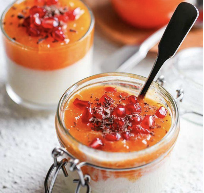 Panna cotta de caqui amb espècies de tardor